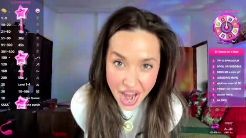 LiaQuinn online show from 28, 2, 2025