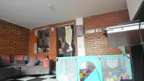 Liarouse04 online show from 19, 4, 2026