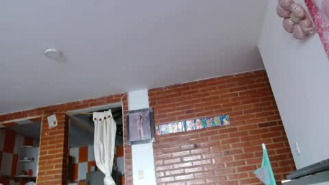 Liarouse04 online show from 26, 4, 2026