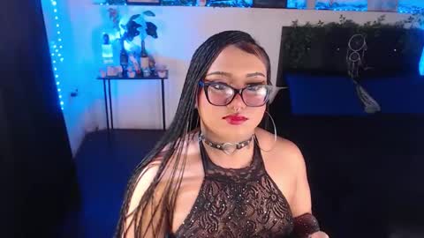 Snapshot of liascarlett chatting on 4, 12, 2025 LiaScarlett online show from 4, 12, 2025