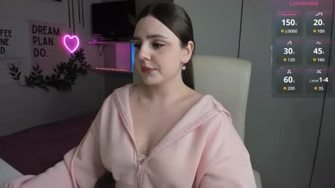 Lia online show from 4, 10, 2025