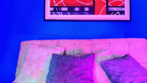 Valentina Hall online show from 1, 12, 2025