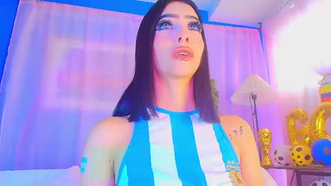 Snapshot of liccy_hall chatting on 22, 6, 2026 Valentina Hall online show from 22, 6, 2026