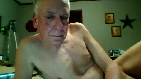Snapshot of lickmysnowballs chatting on 5, 3, 2025 lickmysnowballs online show from 5, 3, 2025