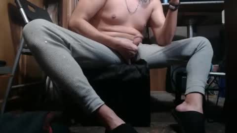 Snapshot of lickurlipz1 chatting on 13, 11, 2025 lickurlipz1 online show from 13, 11, 2025