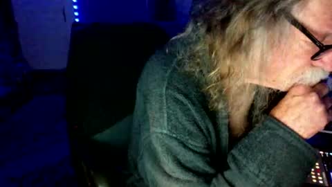 Snapshot of lickyouryoni chatting on 29, 10, 2025 LickYourYoni online show from 29, 10, 2025