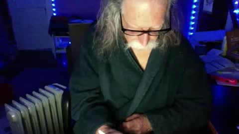 Snapshot of lickyouryoni chatting on 19, 12, 2025 LickYourYoni online show from 19, 12, 2025