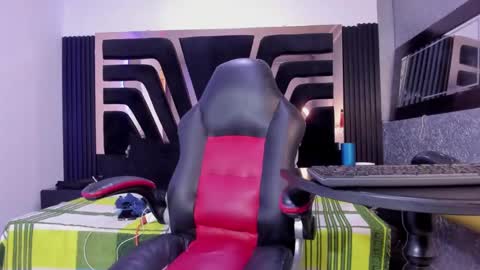 Snapshot of licyevans chatting on 15, 1, 2025 licy online show from 15, 1, 2025