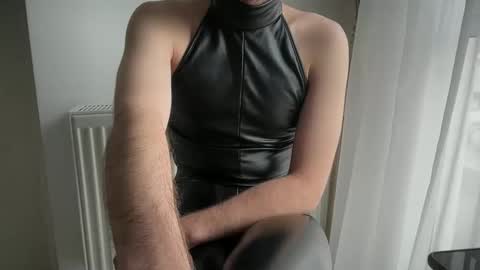 Snapshot of liferacw chatting on 15, 4, 2026 SofieXxxDoll online show from 15, 4, 2026