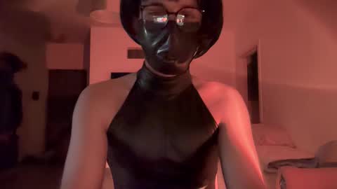 Snapshot of liferacw chatting on 20, 4, 2026 SofieXxxDoll online show from 20, 4, 2026