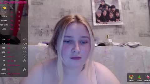 light_lunaa online show from 6, 11, 2025