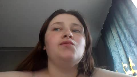 light_lunaa online show from 19, 6, 2026