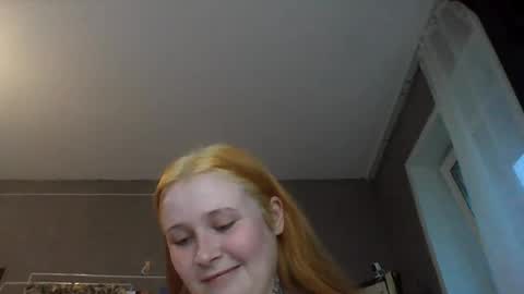light_lunaa online show from 22, 6, 2026