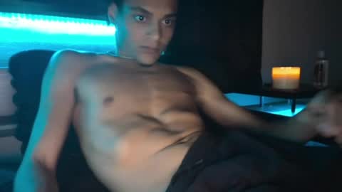 lightskinwithgirth online show from 19, 5, 2026