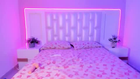 Lia  online show from 28, 2, 2026