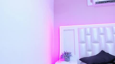 Lia  online show from 18, 4, 2026