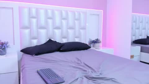 Lia  online show from 18, 4, 2026