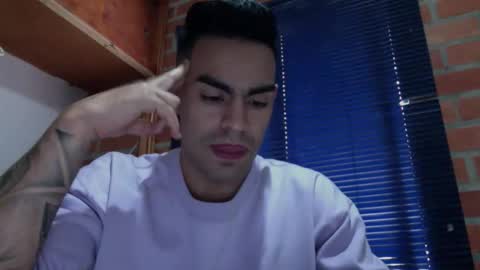 Snapshot of liiam_collins chatting on 8, 2, 2026 liiam online show from 8, 2, 2026