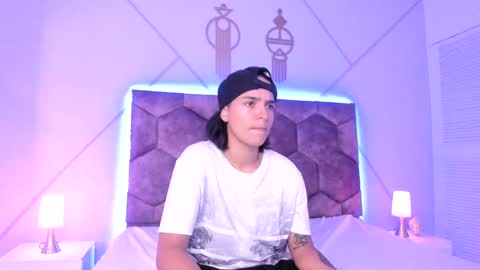 liiam_smith_ online show from 10, 1, 2025