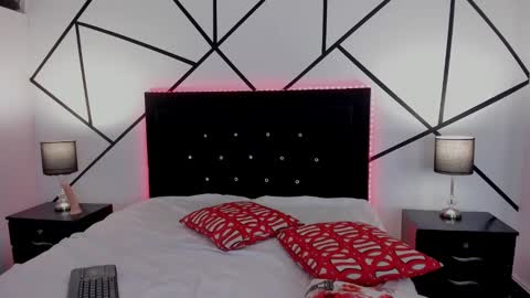 liiam_smith_ online show from 13, 1, 2025