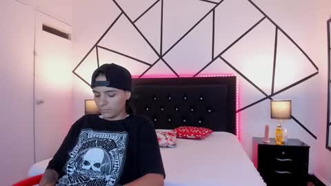 liiam_smith_ online show from 27, 1, 2025