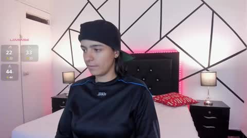 liiam_smith_ online show from 8, 2, 2025