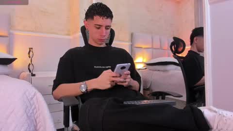 L I I A M online show from 7, 3, 2025