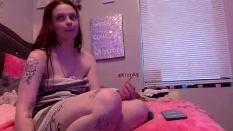 liiilbabyyy online show from 29, 4, 2026
