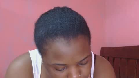 Snapshot of liilcutiee chatting on 18, 9, 2025 Lily online show from 18, 9, 2025