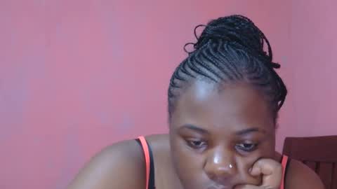 Snapshot of liilcutiee chatting on 7, 10, 2025 Lily online show from 7, 10, 2025