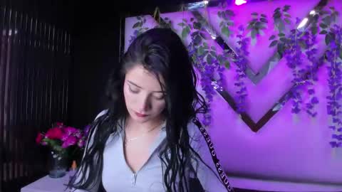 Snapshot of liinzy_rouse chatting on 6, 4, 2026 Brittany online show from 6, 4, 2026