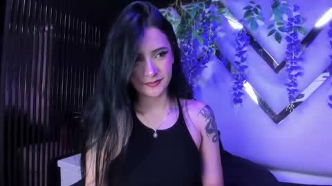 Snapshot of liinzy_rouse chatting on 18, 4, 2026 Brittany online show from 18, 4, 2026