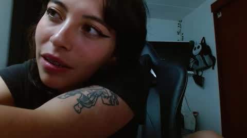 Snapshot of liisaax chatting on 15, 11, 2025 lisa online show from 15, 11, 2025