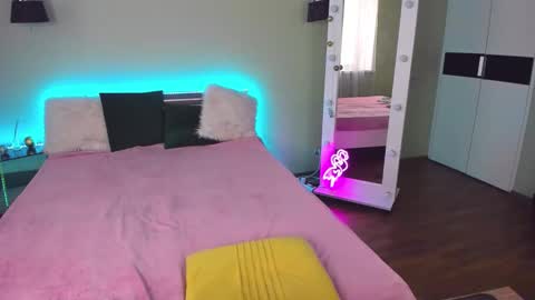 Snapshot of likaa_likaa chatting on 2, 2, 2025 Lika online show from 2, 2, 2025