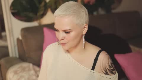 likaaberry online show from 21, 10, 2025