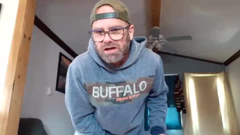 St pierre online show from 20, 4, 2026