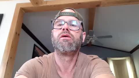 St pierre online show from 5, 5, 2026