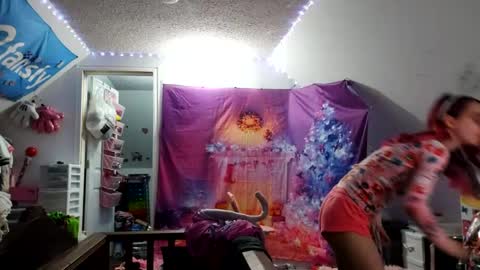 LikeMyAshe online show from 18, 12, 2024