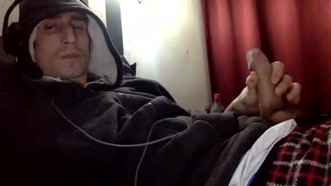 Snapshot of likewhatchasee chatting on 19, 12, 2025 likewhatchasee online show from 19, 12, 2025