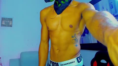 Snapshot of lil___king chatting on 7, 4, 2026 Lil KIng online show from 7, 4, 2026