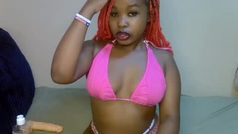 lil__cupcake online show from 19, 7, 2026