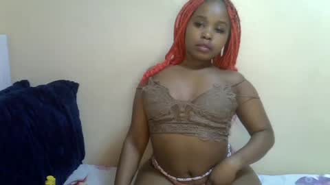 lil__cupcake online show from 27, 7, 2026