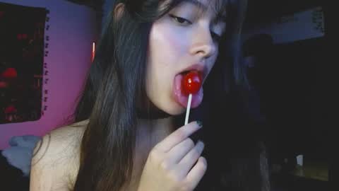 Snapshot of lil_angel7 chatting on 9, 2, 2026 lil angel7 online show from 9, 2, 2026