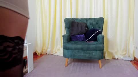 Snapshot of lil_audrey chatting on 9, 6, 2026 Hey Im Audrey online show from 9, 6, 2026