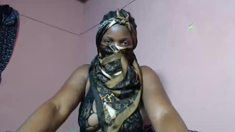 lil_baddie0 online show from 15, 3, 2026