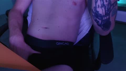 Snapshot of lil_j_ chatting on 2, 8, 2026 lil_j_ online show from 2, 8, 2026