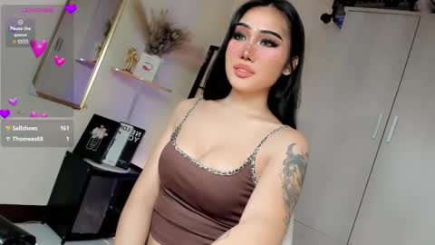 Miss Lily online show from 4, 10, 2025