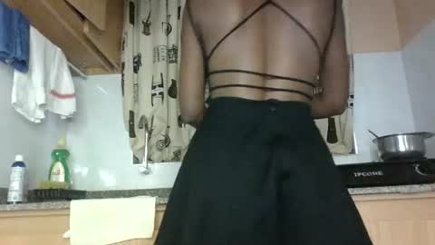 Snapshot of lil_paula chatting on 1, 7, 2026 serenity online show from 1, 7, 2026