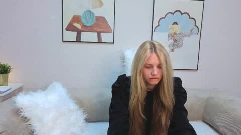 Emma online show from 25, 9, 2025