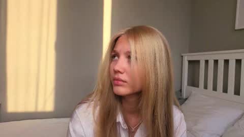 Emma online show from 21, 10, 2025